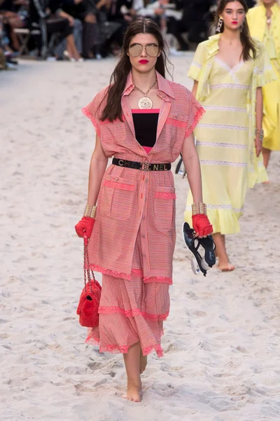 Look 37